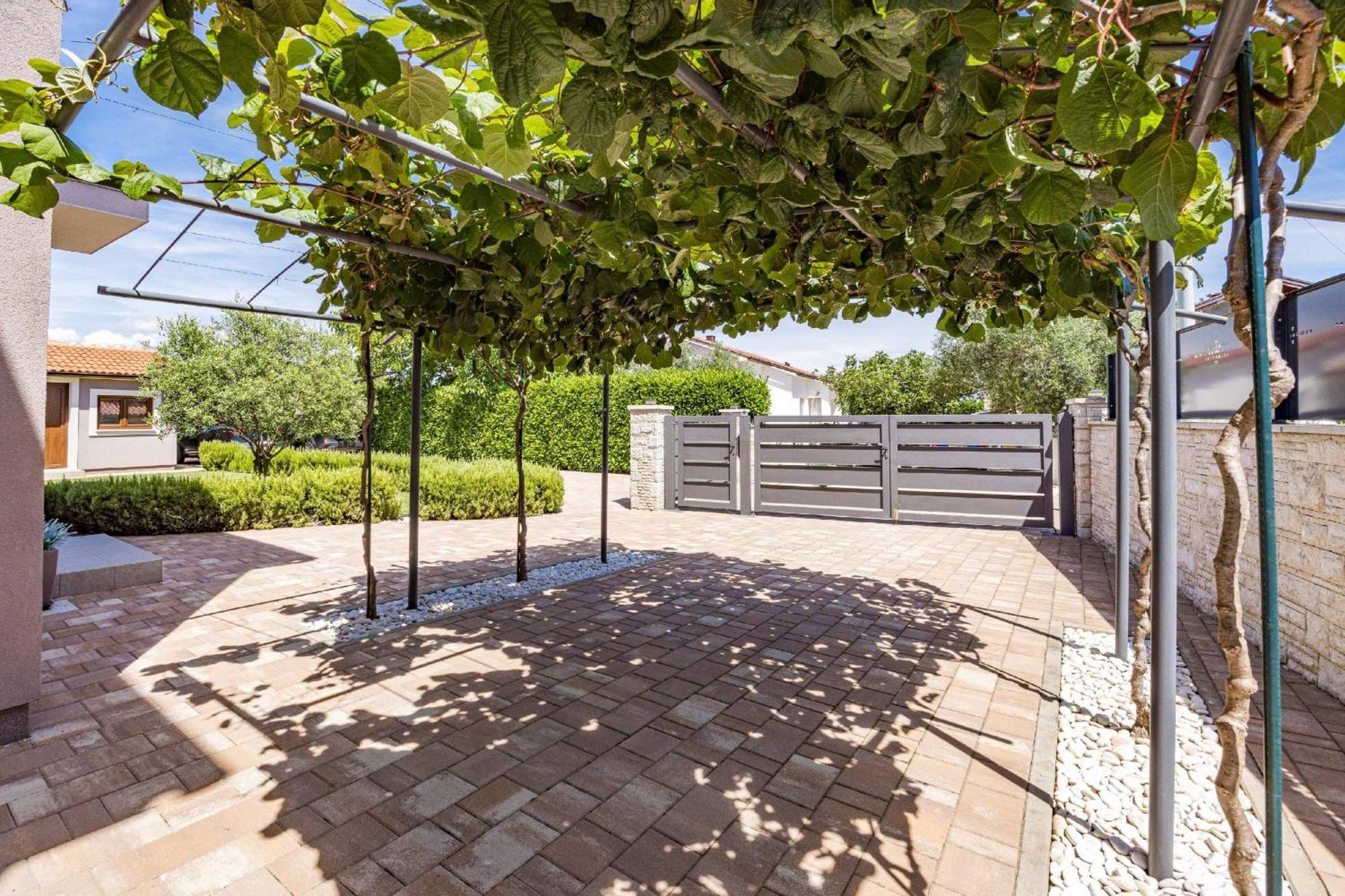 Villa Roma Near Pula For 6 People With Private Pool Jadreški Exterior foto